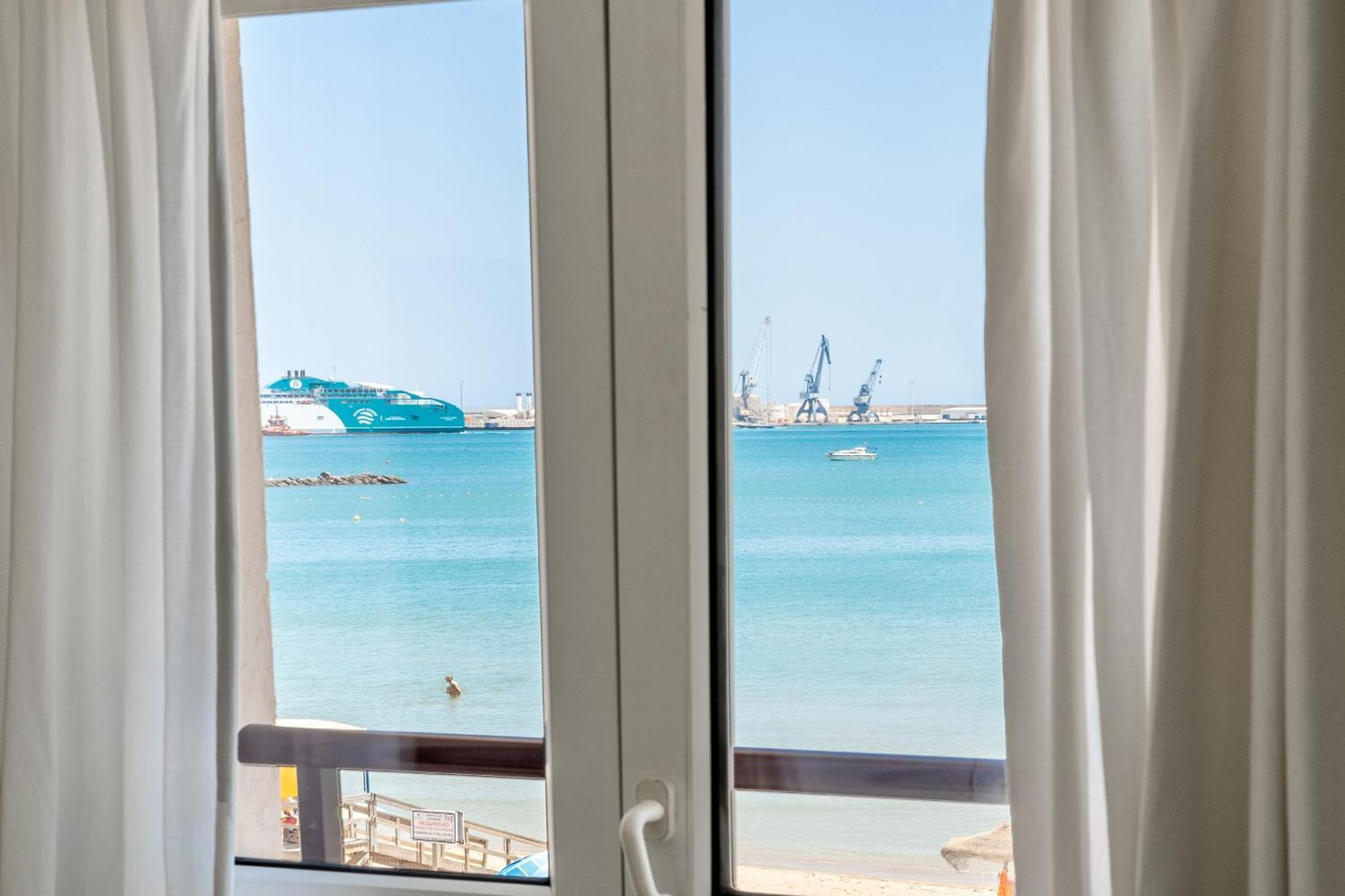 Las Piranas Apartment Мелиля Екстериор снимка